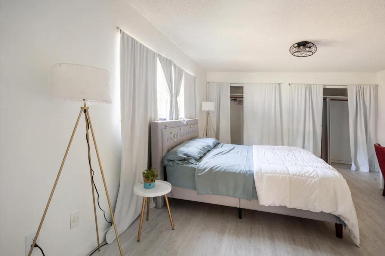Отель Serenity Studio Форт Пирс Экстерьер фото